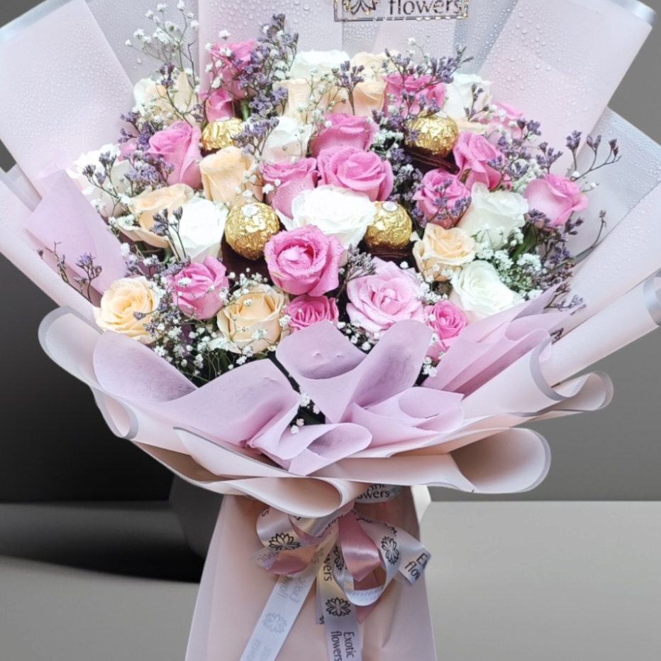 Rose with Ferraro - Image 4